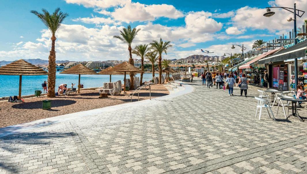 Апартаменти אופק במדבר - 2 יחידות סטודיו מהממות ונעימות עם מקלט צמוד באילת Екстер'єр фото